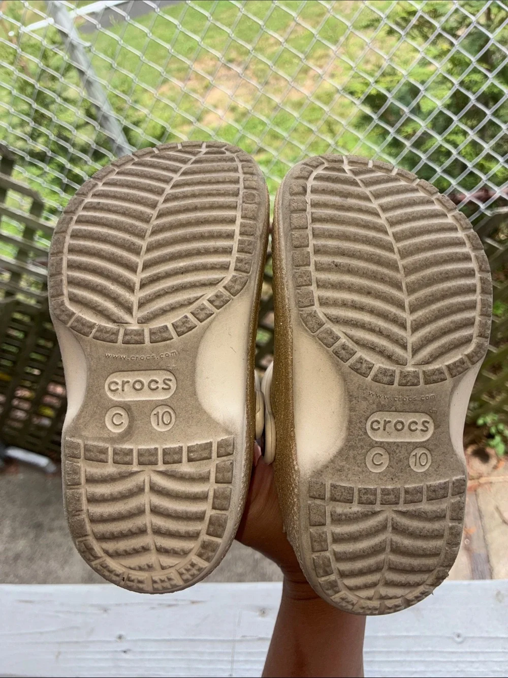 CROCS Kids Glitter Lined Clog in Gold Champagne